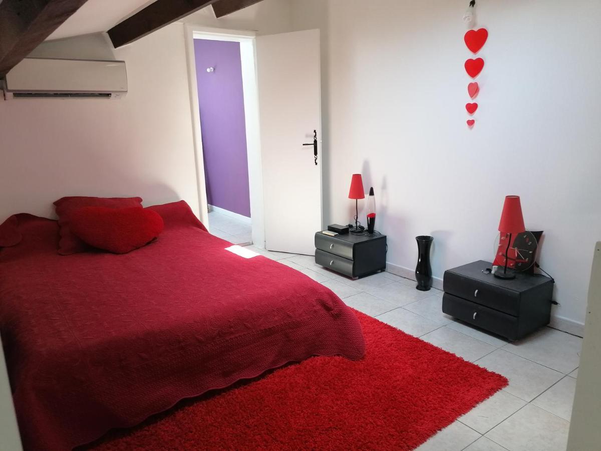 Appartement Meuble A Villeneuve Les Maguelone Exterior foto
