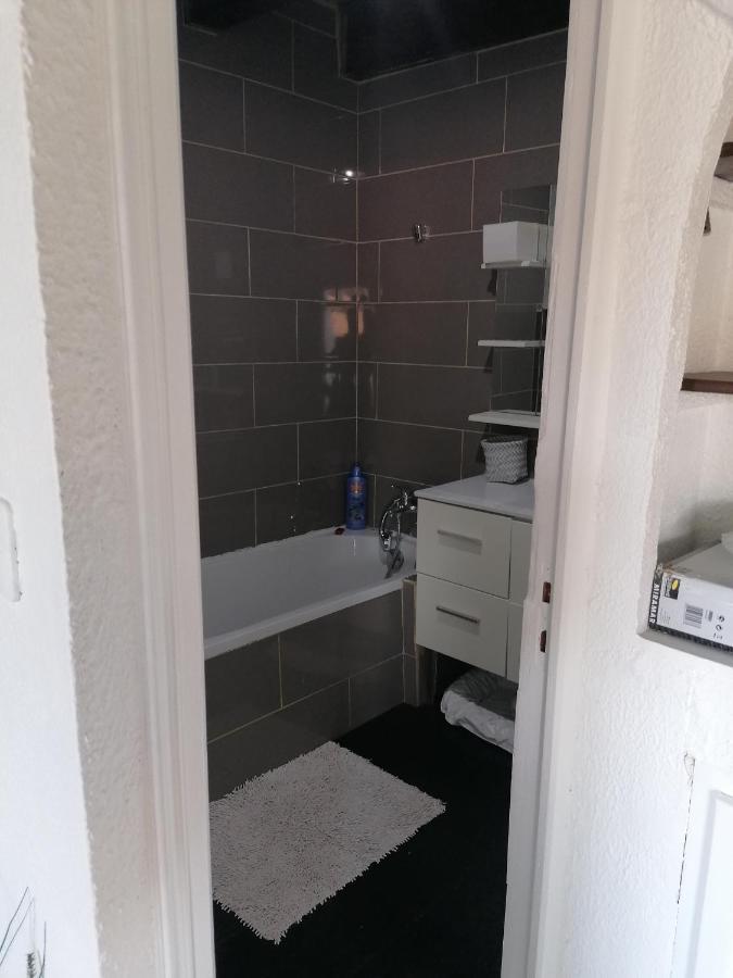 Appartement Meuble A Villeneuve Les Maguelone Exterior foto